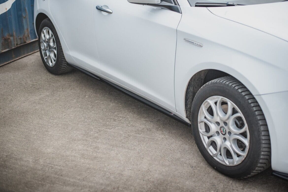 Alfa Romeo Giulietta Seitenschweller V.2 Maxton Design